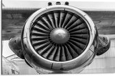 WallClassics - Dibond - Close up van Grote Vliegtuigmotor (zwart/wit) - 75x50 cm Foto op Aluminium (Met Ophangsysteem)