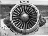 WallClassics - Vlag - Close up van Grote Vliegtuigmotor (zwart/wit) - 40x30 cm Foto op Polyester Vlag