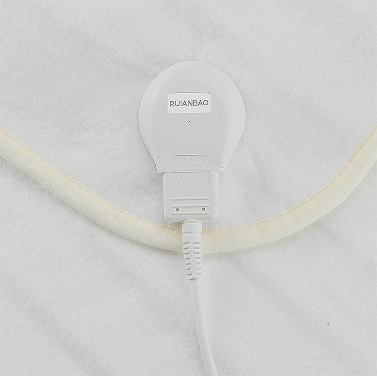 Afbeelding 3 van Elektrische onderdeken - 150x80 cm - oververhittingsbeveiliging - 3 temperatuurstanden - Wasbaar