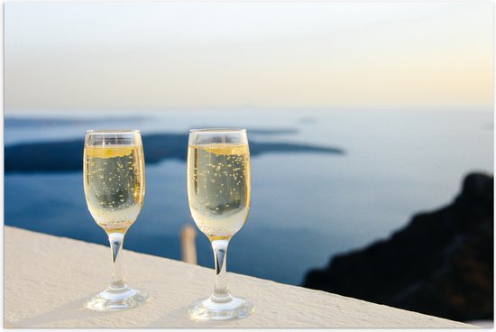 WallClassics - Poster (Mat) - Champagne Glazen - 75x50 cm Foto op Posterpapier met een Matte look