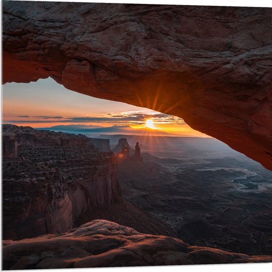 WallClassics - Acrylglas - Zonsondergang bij Canyonlands Nationaal Park - 80x80 cm Foto op Acrylglas (Met Ophangsysteem)