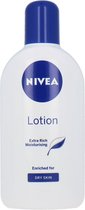 Nivea Extra Rich Moisturising Body Lotion - 250 ml (voor droge huid)