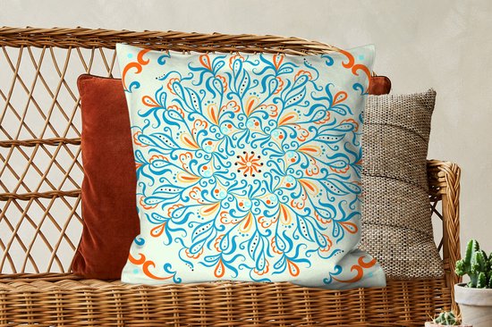 Coussins Coussins décoratifs - Coussin - Motif carré avec un mandala bleu et décoré sur fond clair - 60x60 cm - Coussin en coton