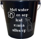 Emmer - 5 liter - zwart - met tekst: Met water en sop lost mama alles op – Cadeau – Geschenk – Gift – Kado – Surprise