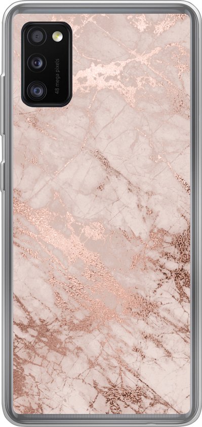Coque de téléphone rose marbre avec détails scintillants rose et découpe caméra.
