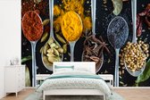 Behang - Fotobehang Lepel - Specerijen - Kruiden - Eten - Tafel - Breedte 420 cm x hoogte 280 cm