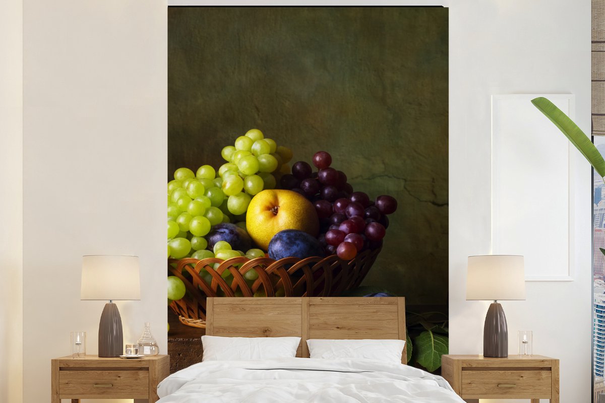 Behang - Fotobehang Rustiek - Fruit - Kan - Mand - Stilleven - Breedte 155 cm x hoogte 240 cm
