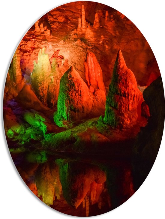 WallClassics - PVC Schuimplaat Ovaal - Roze Lichtgevende Grot - 51x68 cm Foto op Ovaal  (Met Ophangsysteem)