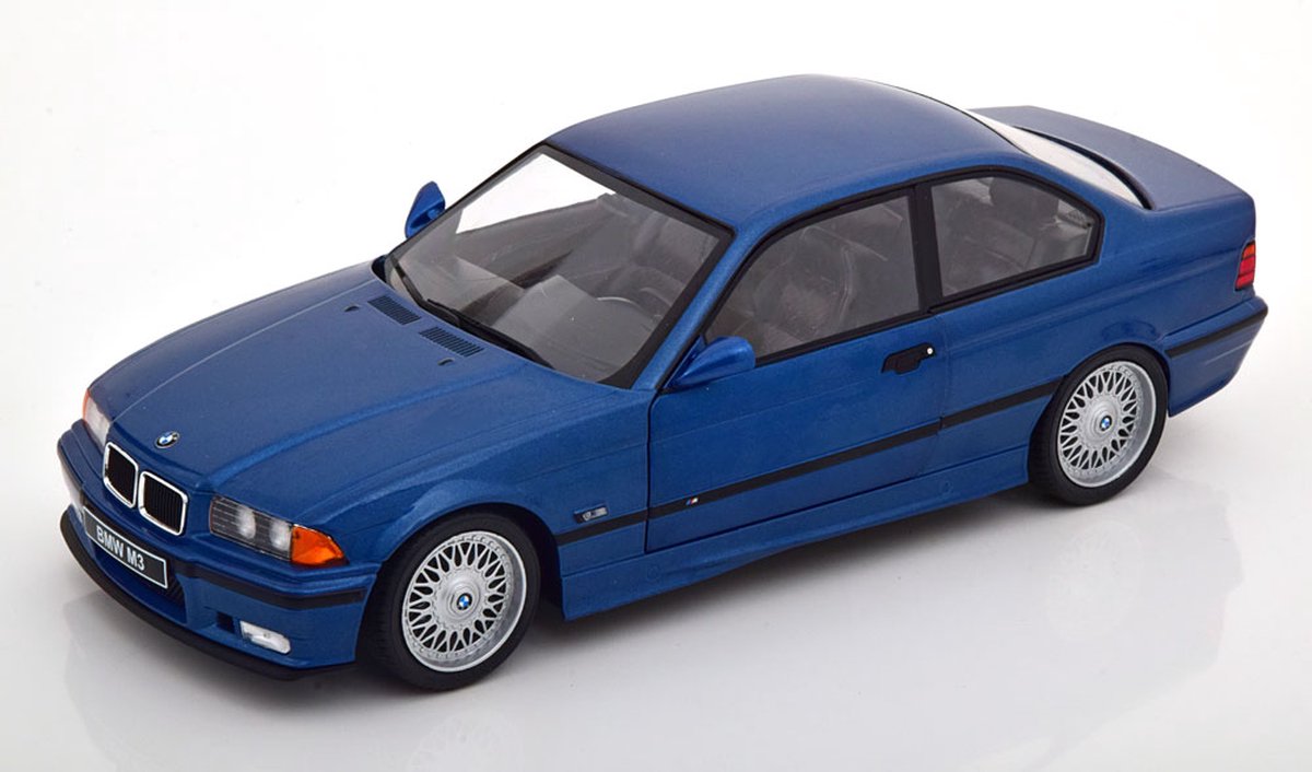 BMW M3 E36 Coupé blauw 1:18 Solido