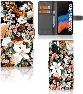 Hoesje geschikt voor Samsung Galaxy Xcover 6 Pro Dark Flowers