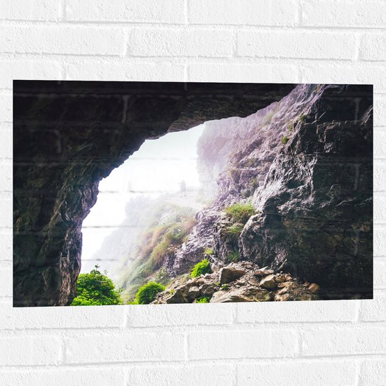 WallClassics - Muursticker - Mist op de Berg - 75x50 cm Foto op Muursticker