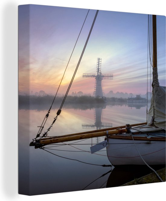 Canvas Schilderij Zeilboot op het water van Nationaal park The Broads - 20x20 cm - Wanddecoratie