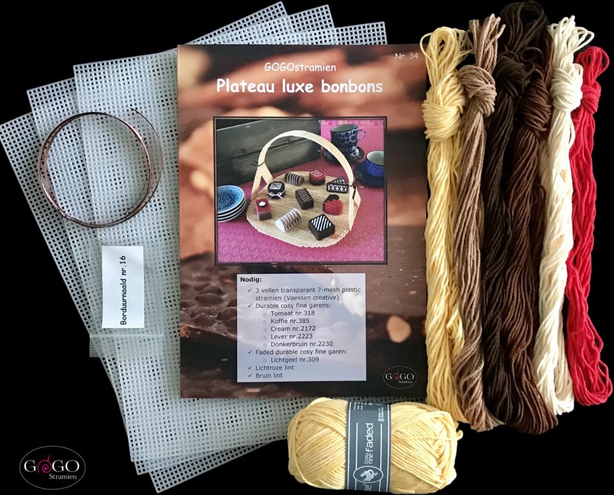 GOGOstramien Plastic stramien borduurpakket - Plateau & bonbons - Zelf knippen