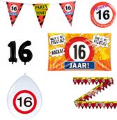16 jaar verjaardag versiering pakket verkeersbord incl. Gevelvlag (pakket 2) | 16 jaar versiering | 16 jaar feestje
