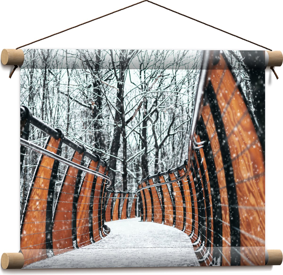 Textielposter - Hekwerk in Ondergesneeuwd Bos - 40x30 cm Foto op Textiel