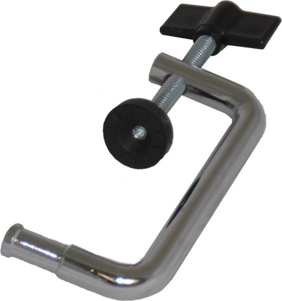Gefu tafelklem voor pastamachine, met een glanzend metalen frame en zwarte draaiknop.