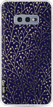 Casetastic Samsung Galaxy S10e Hoesje - Softcover Hoesje met Design - Berry Branches Navy Gold Print