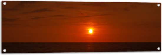 Tuinposter – Roodkleurige Zonsondergang aan de Horizon bij de Oceaan - 120x40 cm Foto op Tuinposter (wanddecoratie voor buiten en binnen)