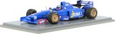 Het 1:43 Diecast-model van de Ligier JS41 #26 van de GP van Spanje van 1995. De bestuurder was Olivier Panis. De fabrikant van het schaalmodel is Spark.Dit model is alleen online beschikbaar.