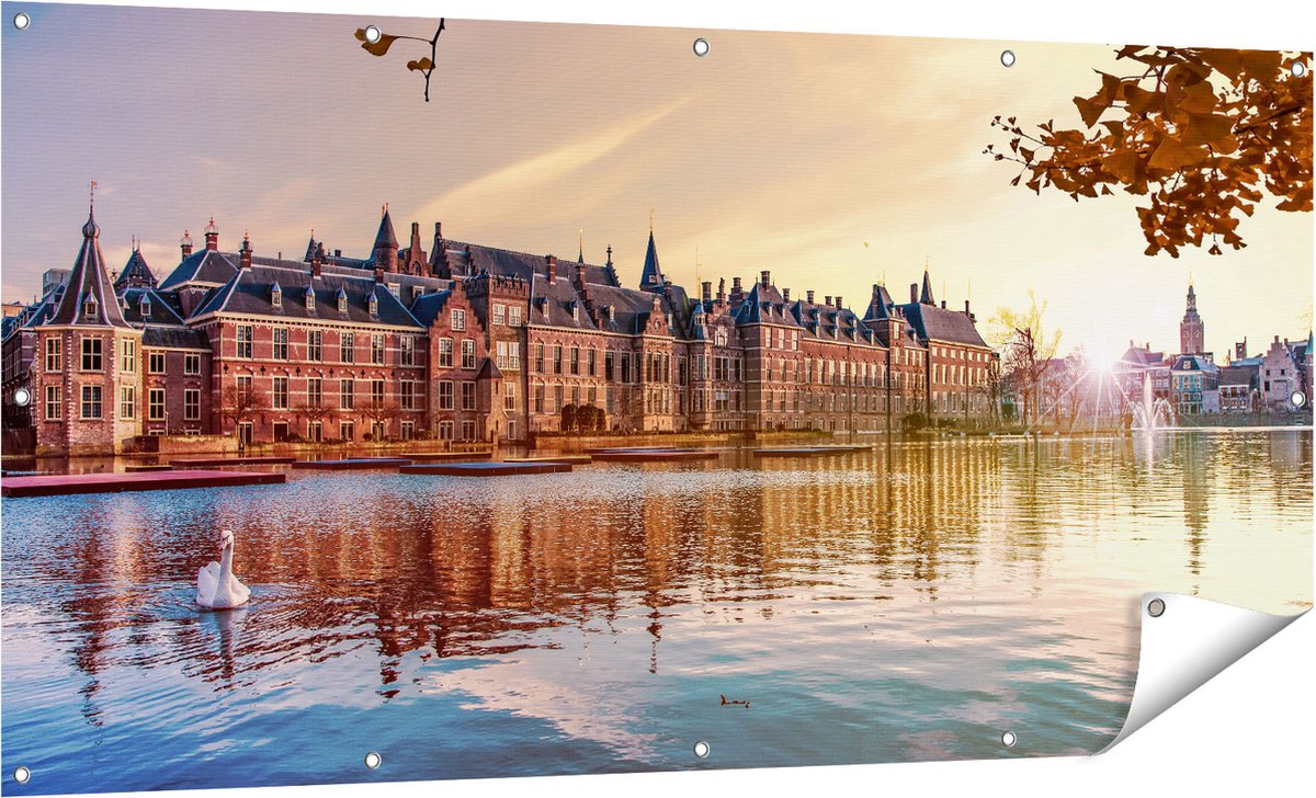 Gards Tuinposter Binnenhof Gebouw in Den Haag - 160x80 cm - Tuindoek - Tuindecoratie - Wanddecoratie buiten - Tuinschilderij Multikleur