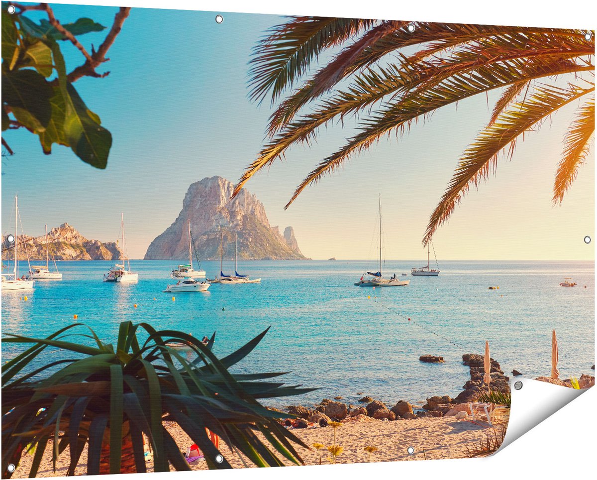 Gards Tuinposter Ibiza Cala d'Hort Strand - 150x100 cm - Tuindoek - Tuindecoratie - Wanddecoratie buiten - Tuinschilderij Multikleur
