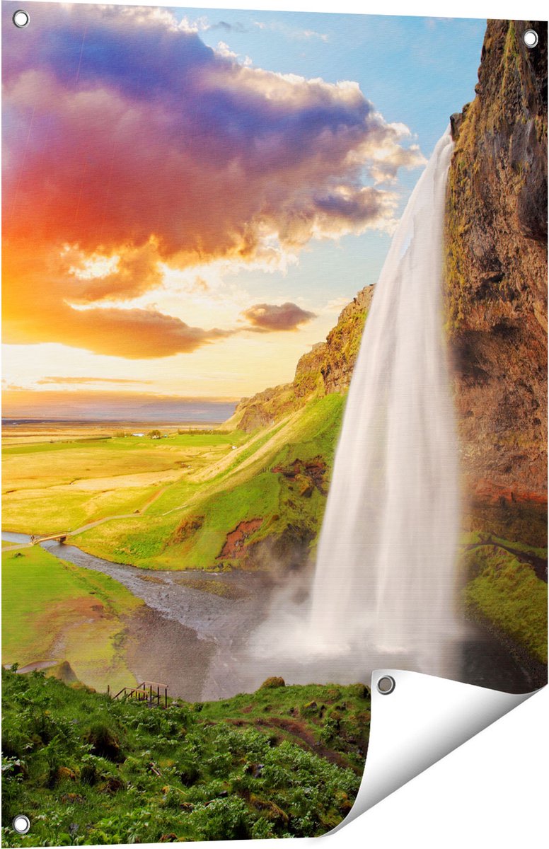 Gards Tuinposter Waterval in IJsland met Zonsondergang - 60x80 cm - Tuindoek - Tuindecoratie - Wanddecoratie buiten - Tuinschilderij Multikleur