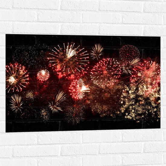 Muursticker - Verzameling Vuurwerkpijlen in Rode Tinten - 90x60 cm Foto op Muursticker