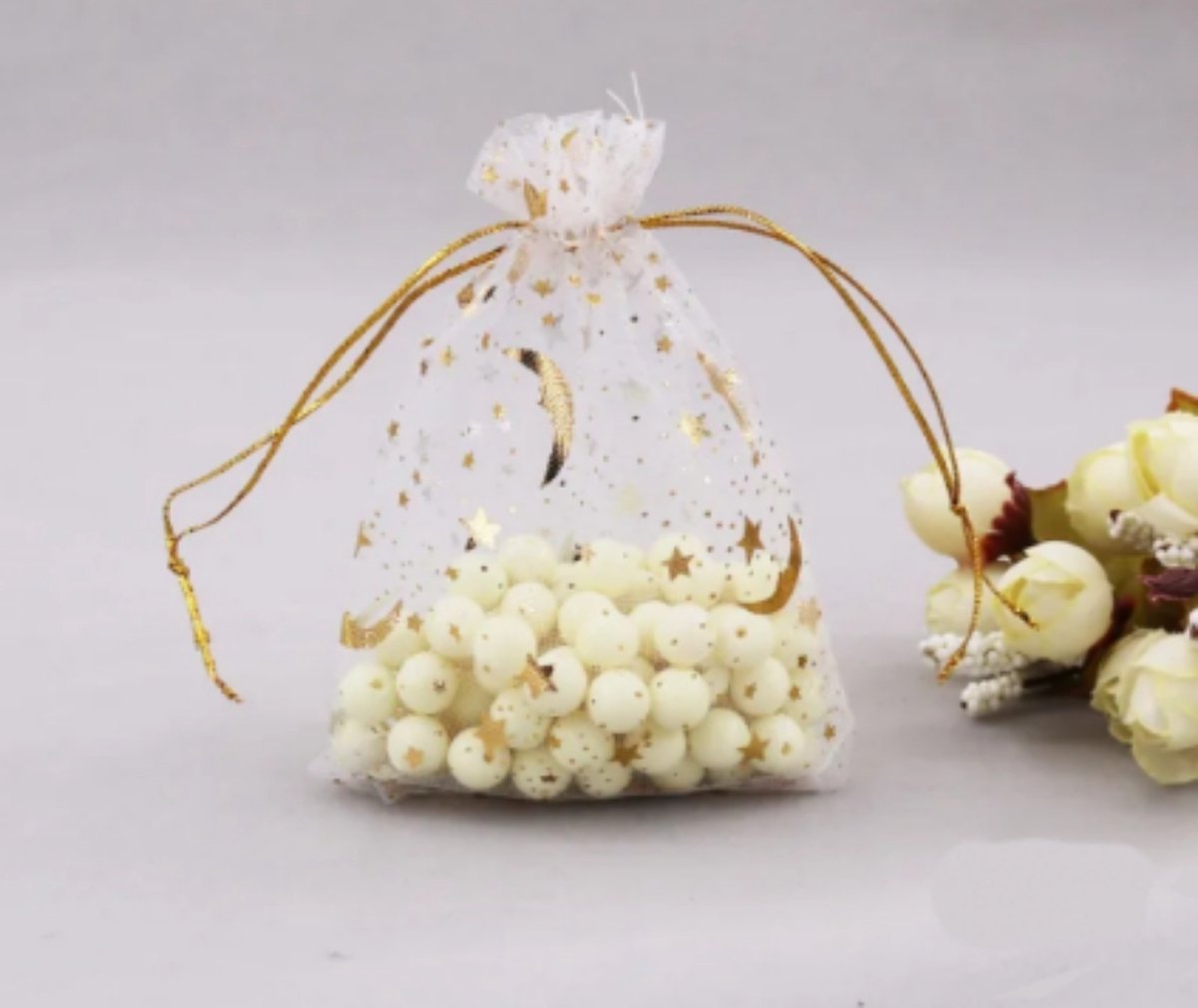 Luxe Organza Stof Zakjes - Kadozakjes - Kadotasjes - Cadeauverpakking Tasjes - Feestzakjes - Sieraden - Cadeau Kado - Gift Bag Kado - Uitdeelzakjes Set Van 10 Stuks - Inpakzakjes Snoepzakjes - 9x12 Centimeter - Met Trekkoord - Wit Goud