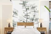 Behang - Fotobehang Planten - Natuur - Groen - Bloemen - Breedte 160 cm x hoogte 220 cm - Behangpapier