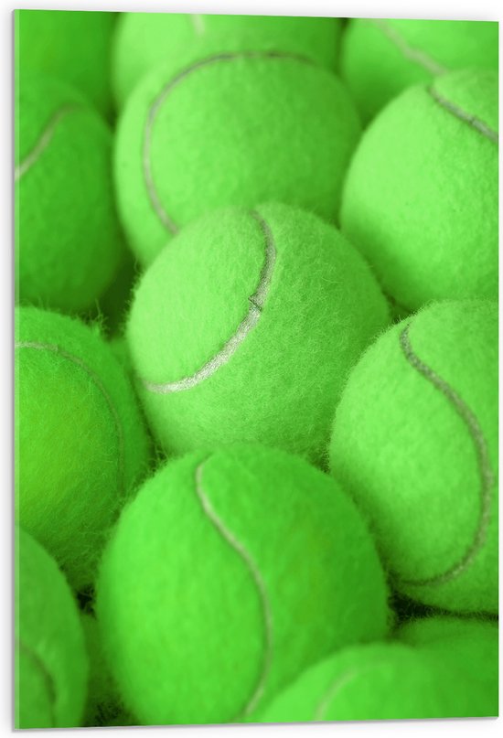 Acrylglas - Stapel Groene Tennisballen - 50x75 cm Foto op Acrylglas (Wanddecoratie op Acrylaat)