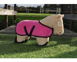 foto van Crafty Ponies Fleecedeken Roze - Voor paardenknuffel - Inclusief instructieboekje
