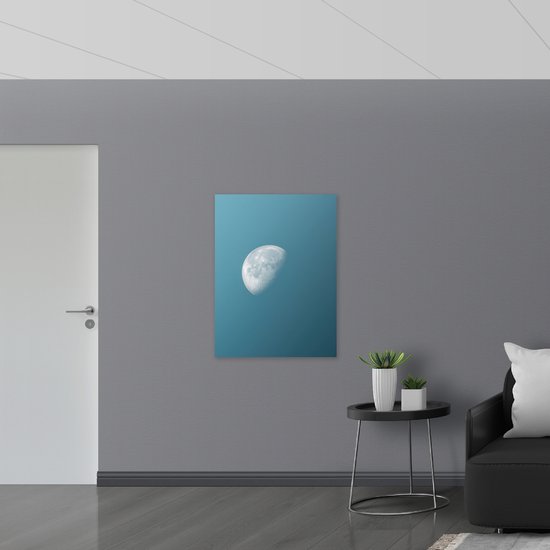 Poster Glanzend – Maan in Daglicht in de Lucht - 75x100 cm Foto op Posterpapier met Glanzende Afwerking
