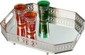 spiegeldienblad Agata 34 cm groot zilver | kaarsendienblad vierkant van metaal met hoge rand | vintage dienblad keuken | Oosterse zilveren decoratie op de gedekte tafel