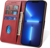 Etui Smartphonica iPhone 13 Pro en similicuir avec fermeture magnétique et porte-cartes book case - Rouge / Similicuir / Book Case