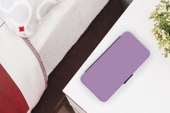 Étui pour téléphone Bookcase iPhone SE 2020 - Intérieur - Violet - Couleurs - Violet - Couleur - Uni - Avec compartiments - Étui portefeuille avec fermeture magnétique