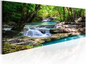 Schilderij - Waterval in de natuur , groen blauw
