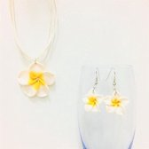 Fashionvibe.nl | Hawaiian Flower Set white