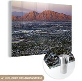 MuchoWow® Glasschilderij 120x80 cm - Schilderij acrylglas - Las Vegas - Berg - Zonsondergang - Foto op glas - Schilderijen