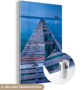 MuchoWow® Glasschilderij 120x180 cm - Schilderij acrylglas - Steiger over de zee met uitzicht op het eiland Sipadan in Maleisië - Foto op glas - Schilderijen