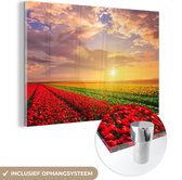 MuchoWow® Glasschilderij 30x20 cm - Schilderij acrylglas - Tulpenveld met zonsondergang - Foto op glas - Schilderijen