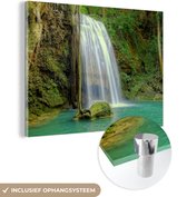 MuchoWow® Glasschilderij 120x90 cm - Schilderij acrylglas - Een waterval bij een meer in het Nationaal park Erawan in Thailand - Foto op glas - Schilderijen