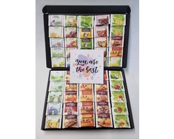 Thee Proeverij Pakket | Theepakket met 50 verschillende theesmaken met Mystery Card ‘You are the Best’ met persoonlijke (video)boodschap | Verjaardag | Sinterklaas | Kerstpakket | Vaderdag | Moederdag | Jubileum | Valentijnsdag Thee Proeverij Pakket | Theepakket met 50 verschillende theesmaken met Mystery Card ‘You are the Best’ met persoonlijke (video)boodschap | Verjaardag | Sinterklaas | Kerstpakket | Vaderdag | Moederdag | Jubileum | Valentijnsdag