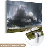 MuchoWow® Glasschilderij 60x40 cm - Schilderij acrylglas - Donderwolk in Wyoming - Foto op glas - Schilderijen