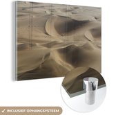 MuchoWow® Glasschilderij 120x80 cm - Schilderij acrylglas - De Namib Woestijn in Namibië - Foto op glas - Schilderijen
