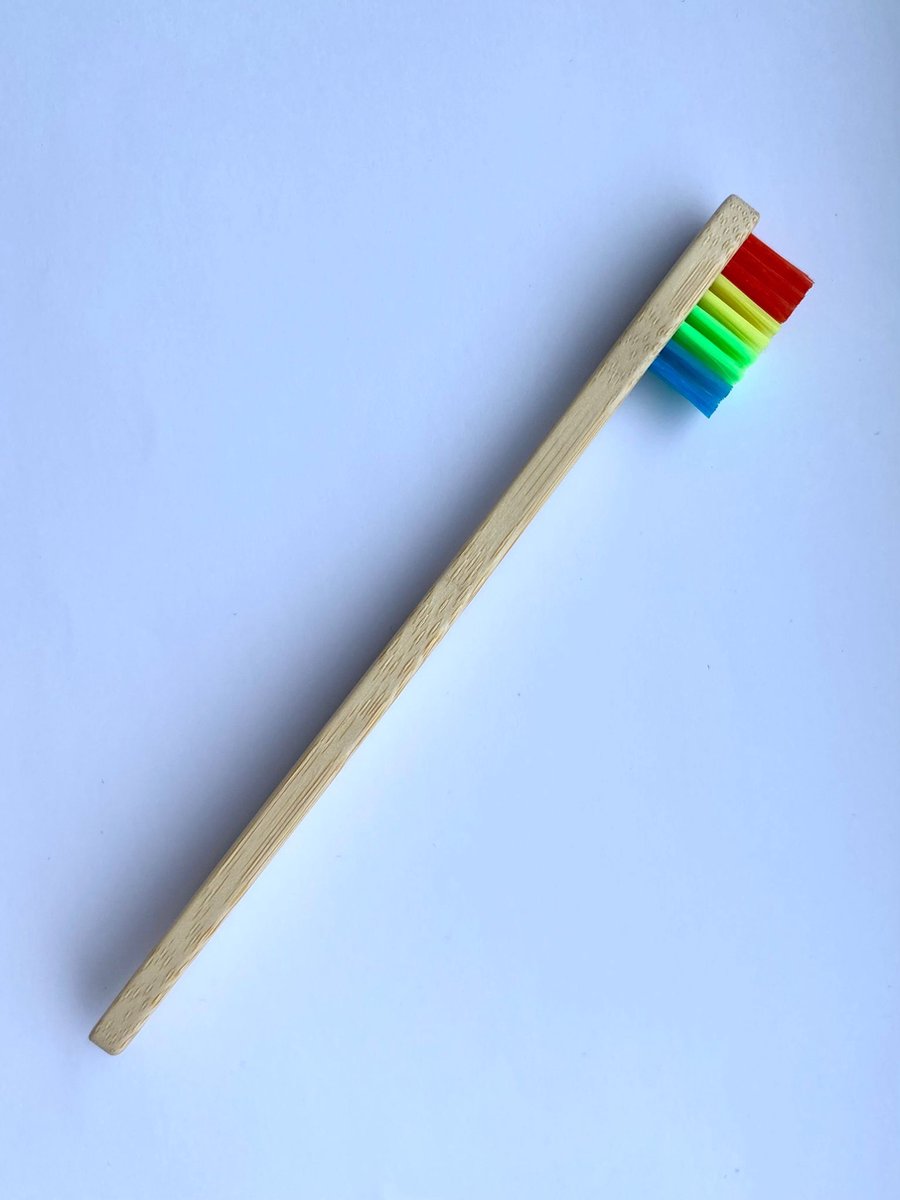 Bamboe tandenborstel voor kinderen - Regenboog - Gratis verzending - Tandenborstels - Bamboo - Duurzaam en milieuvriendelijk - Perfect voor dagelijks gebruik