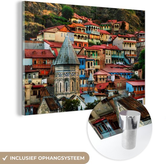 MuchoWow® Glasschilderij 150x100 cm - Schilderij acrylglas - Kleurrijke huizen in het oude stadsdeel van Tbilisi in Georgië - Foto op glas - Schilderijen
