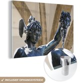 MuchoWow® Glasschilderij 150x100 cm - Schilderij acrylglas - Standbeeld met hoofd - Foto op glas - Schilderijen