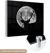 MuchoWow® Glasschilderij 160x120 cm - Schilderij acrylglas - Hert - Maan - Nacht - Foto op glas - Schilderijen