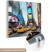 MuchoWow® Glasschilderij 20x20 cm - Schilderij acrylglas - New York - Taxi - Geel - Foto op glas - Schilderijen