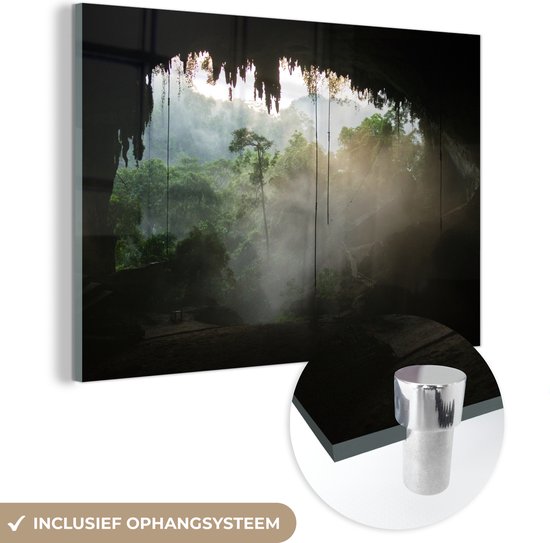 MuchoWow® Glasschilderij 120x80 cm - Schilderij acrylglas - Natuurlijke grot in het regenwoud van Maleisië - Foto op glas - Schilderijen
